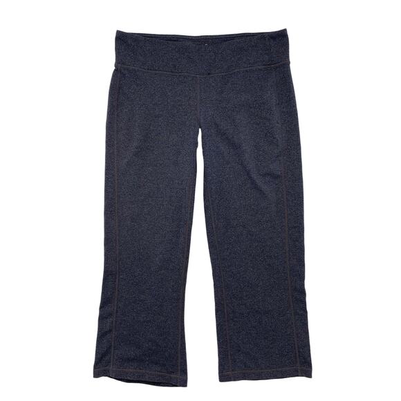 ATHLETA Kickbooty Gray Crop Straight Leg Workout Pants Size Small #819277 - Picture 1 of 8